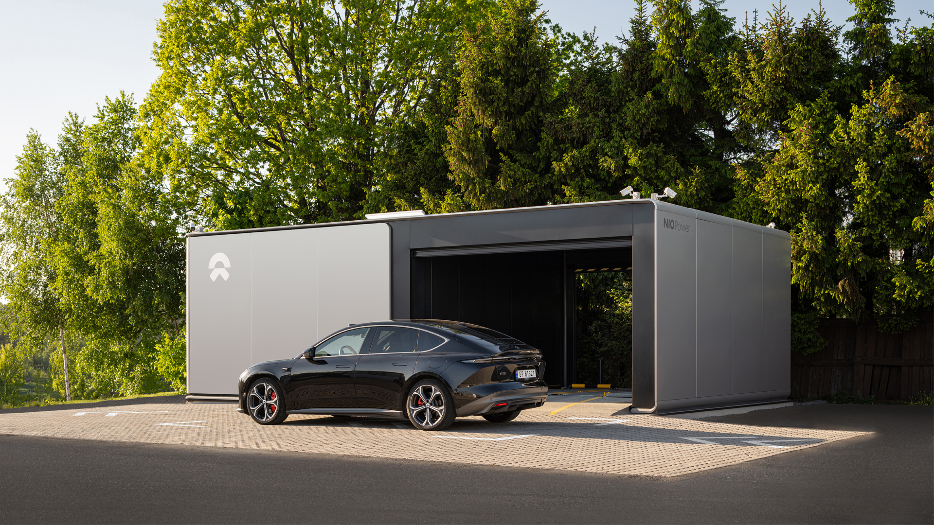NIO ET5