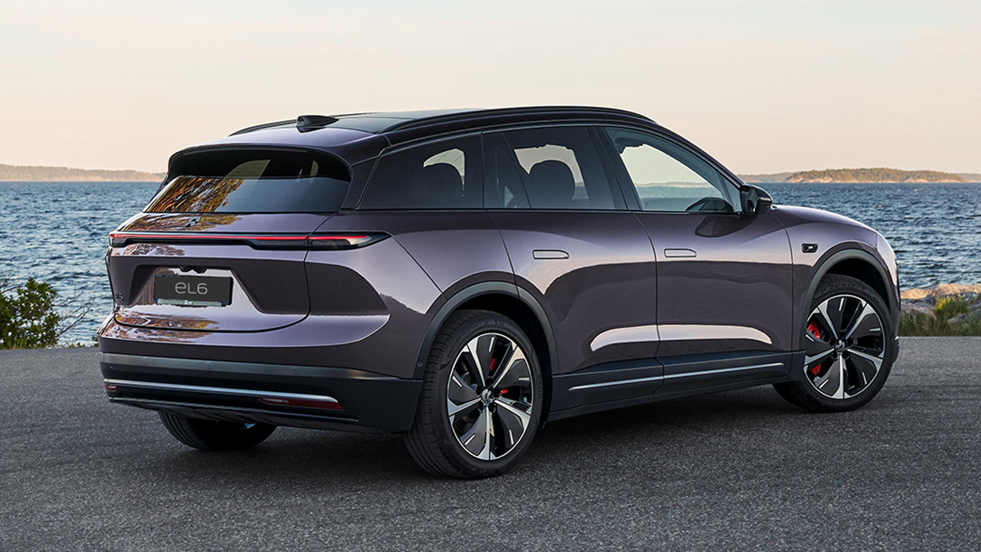 NIO EL6