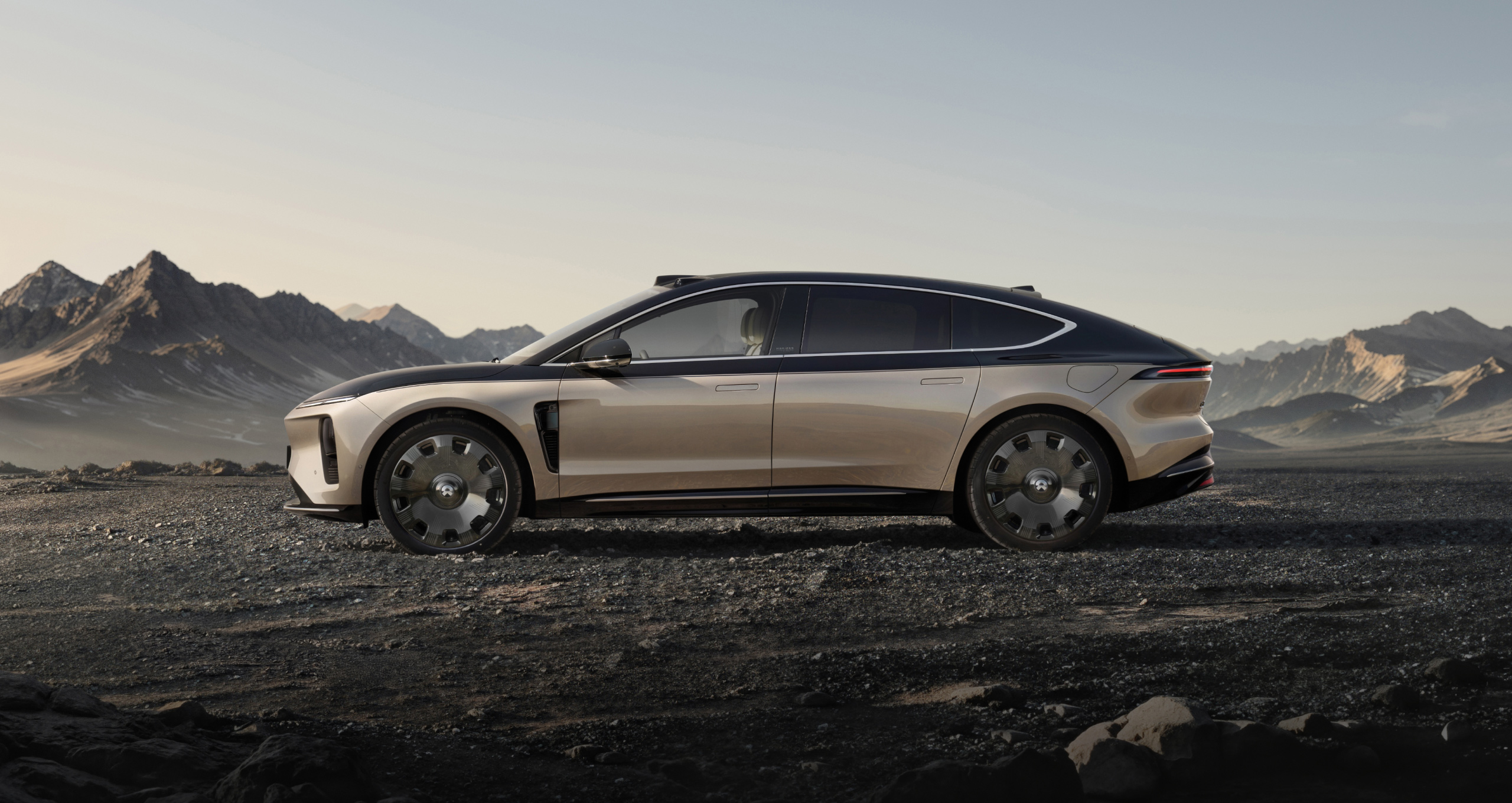 Moonscape_NIO ET9-NIO