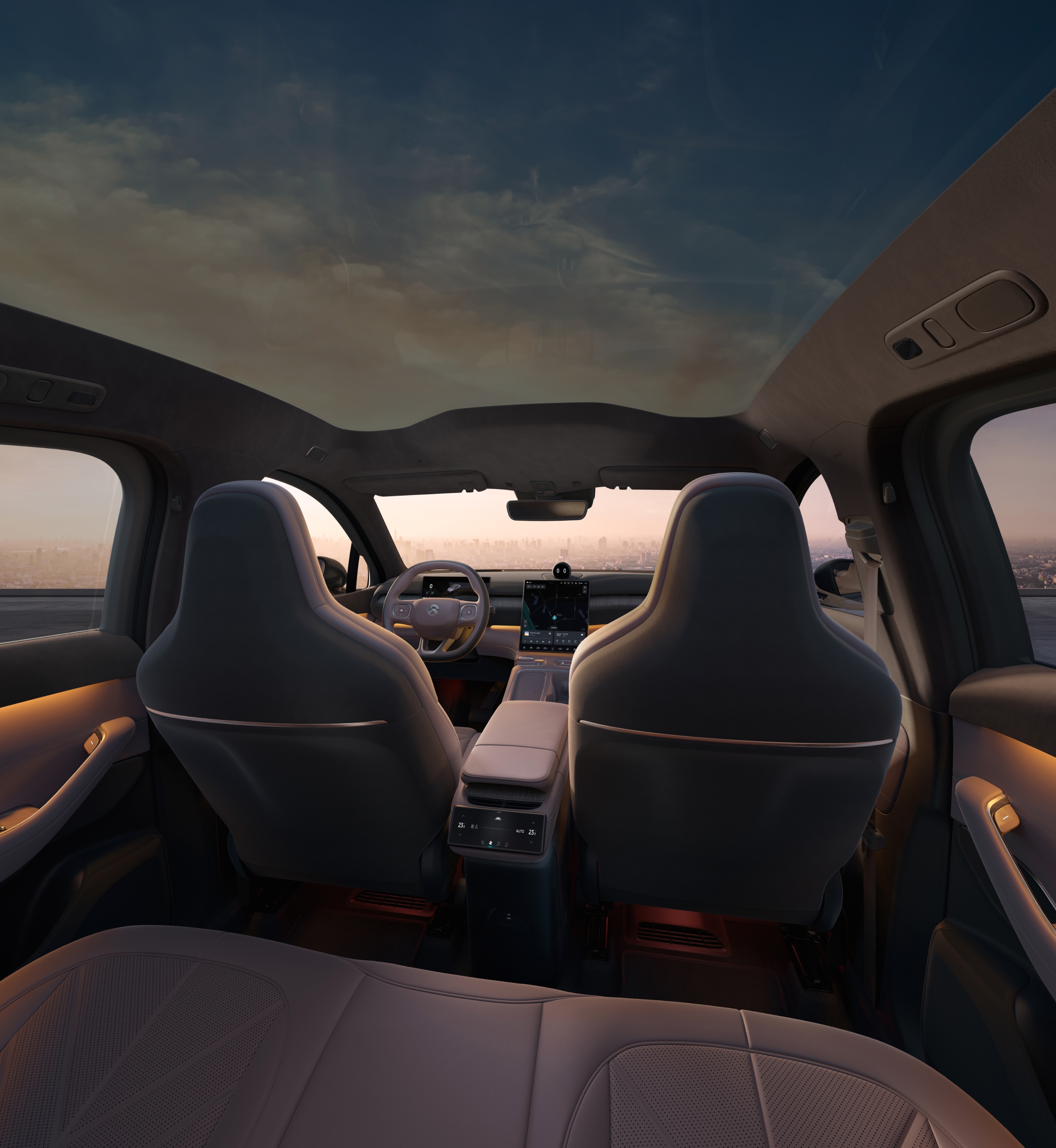 旅途中流动的取景框,抬头仰望就是完美天空。 旅途中流动的取景框,抬头仰望就是完美天空。