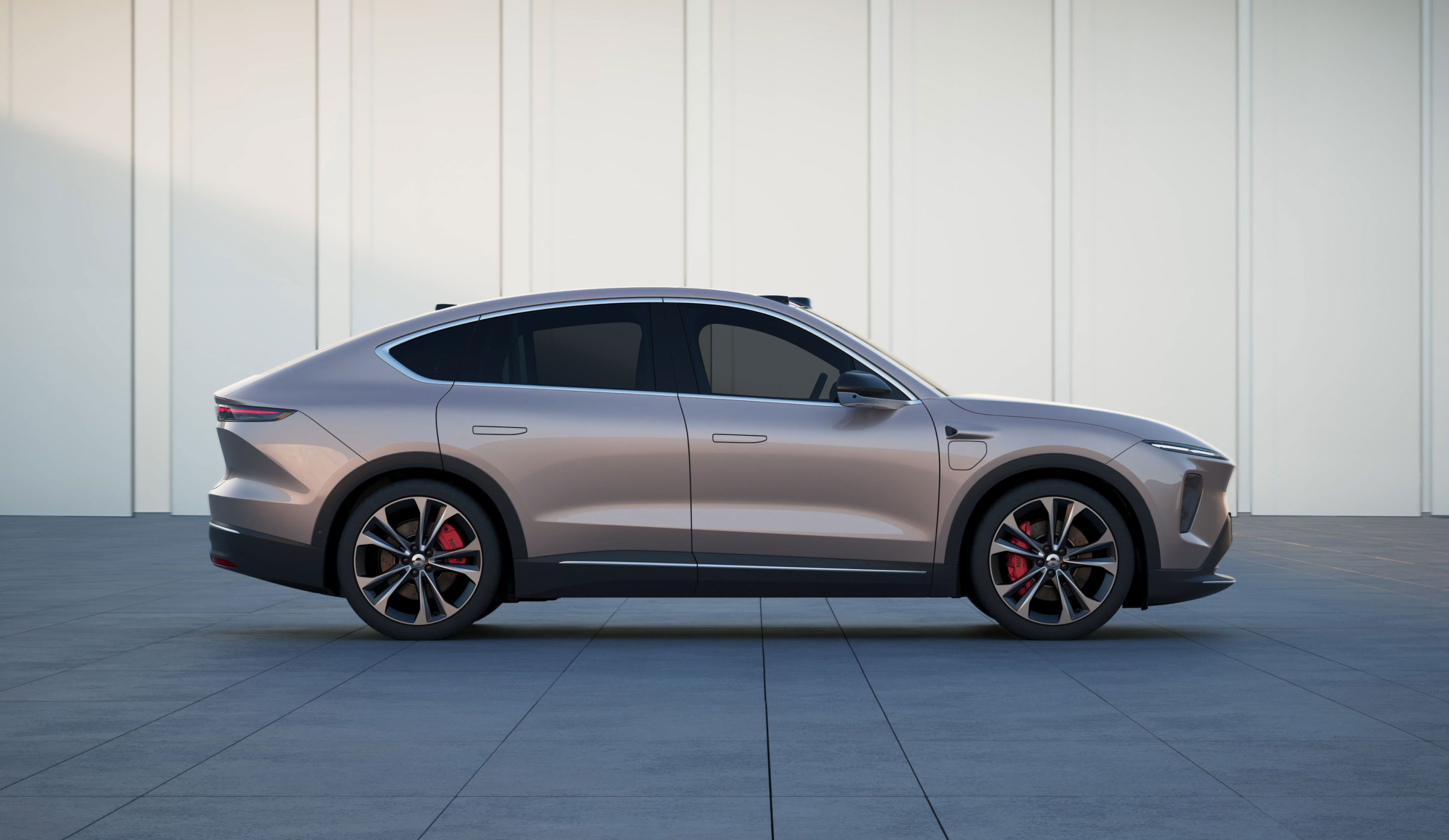 The Beauty of Balancing Elegance and Power The Beauty of Balancing Elegance and Power