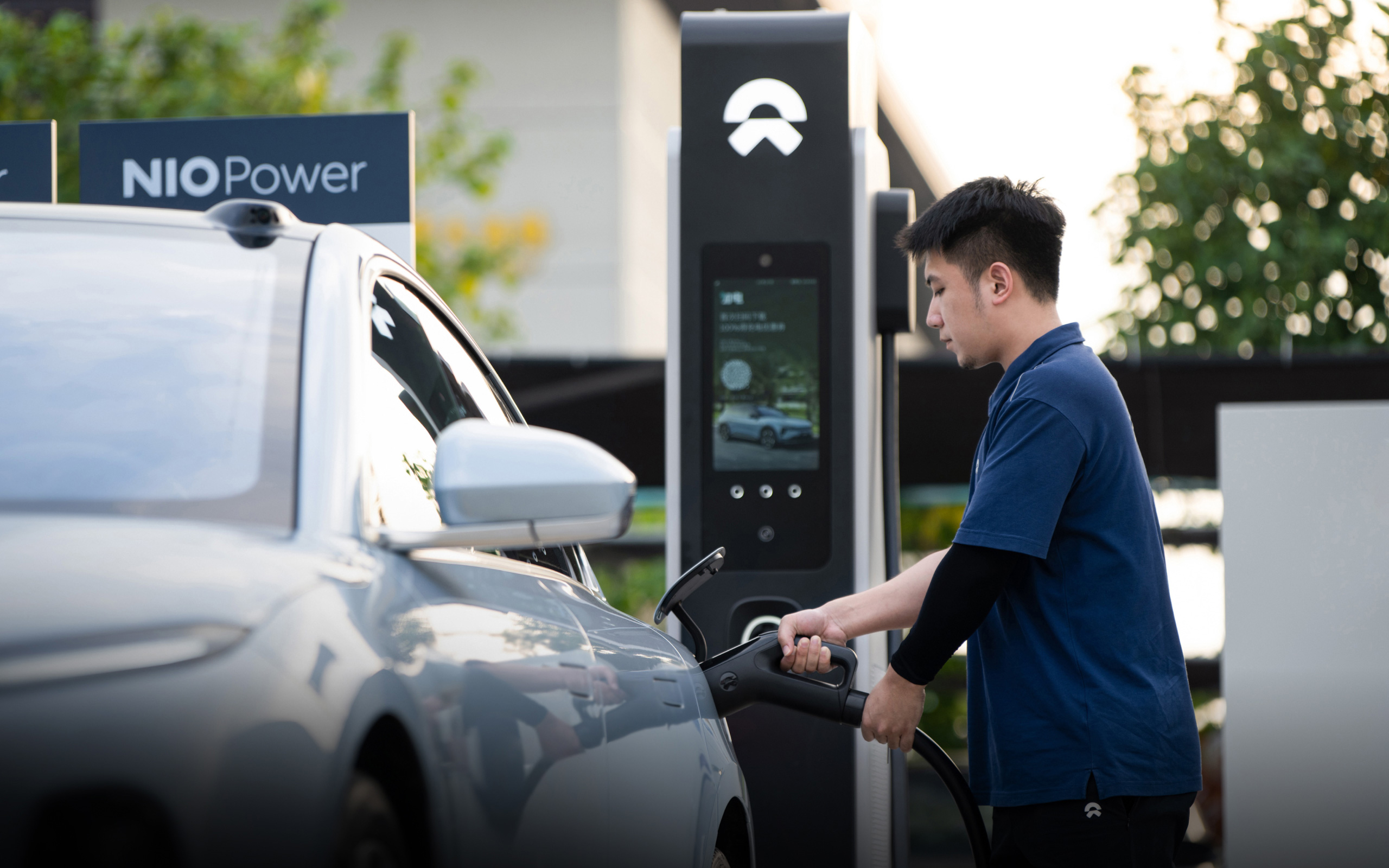 Responsive One-Click-for-Power Service Responsive One-Click-for-Power Service