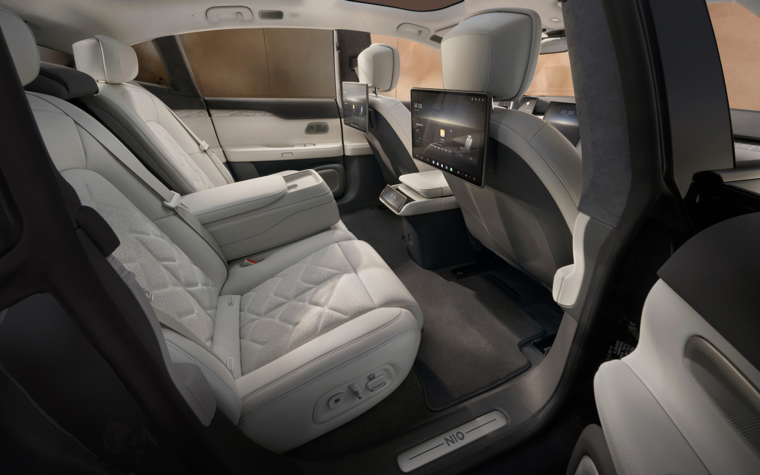 Up to 14-Way Power Adjustable Rear Seats Up to 14-Way Power Adjustable Rear Seats