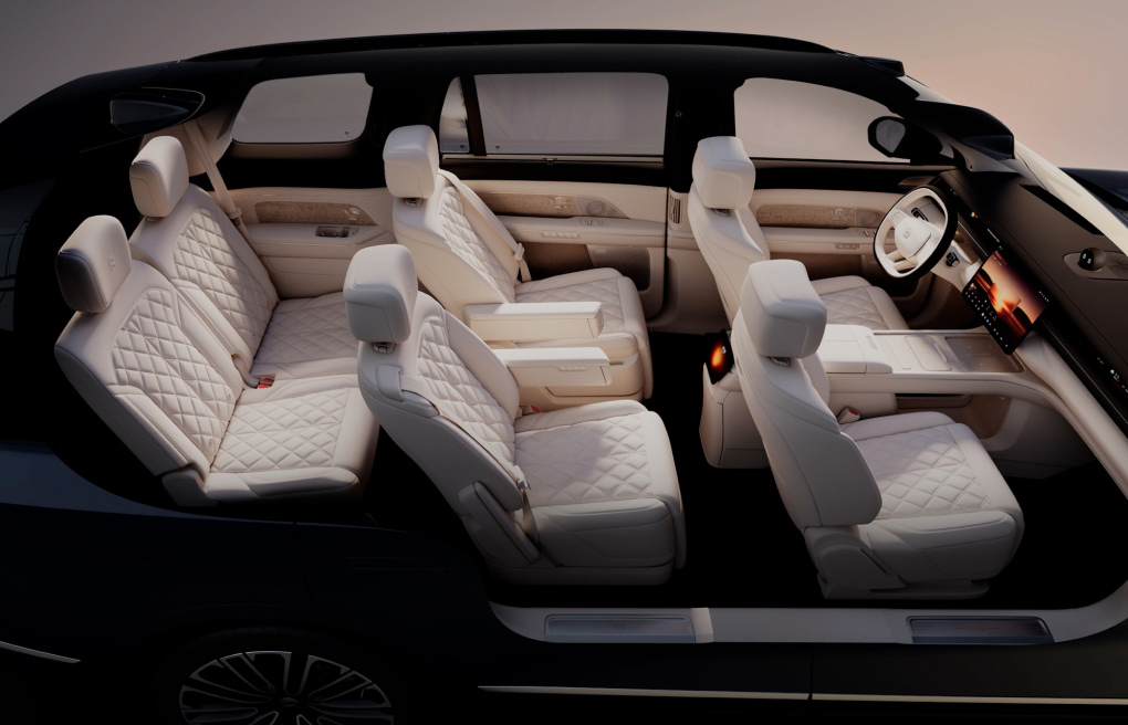 Room for Six, Comfort for All Room for Six, Comfort for All