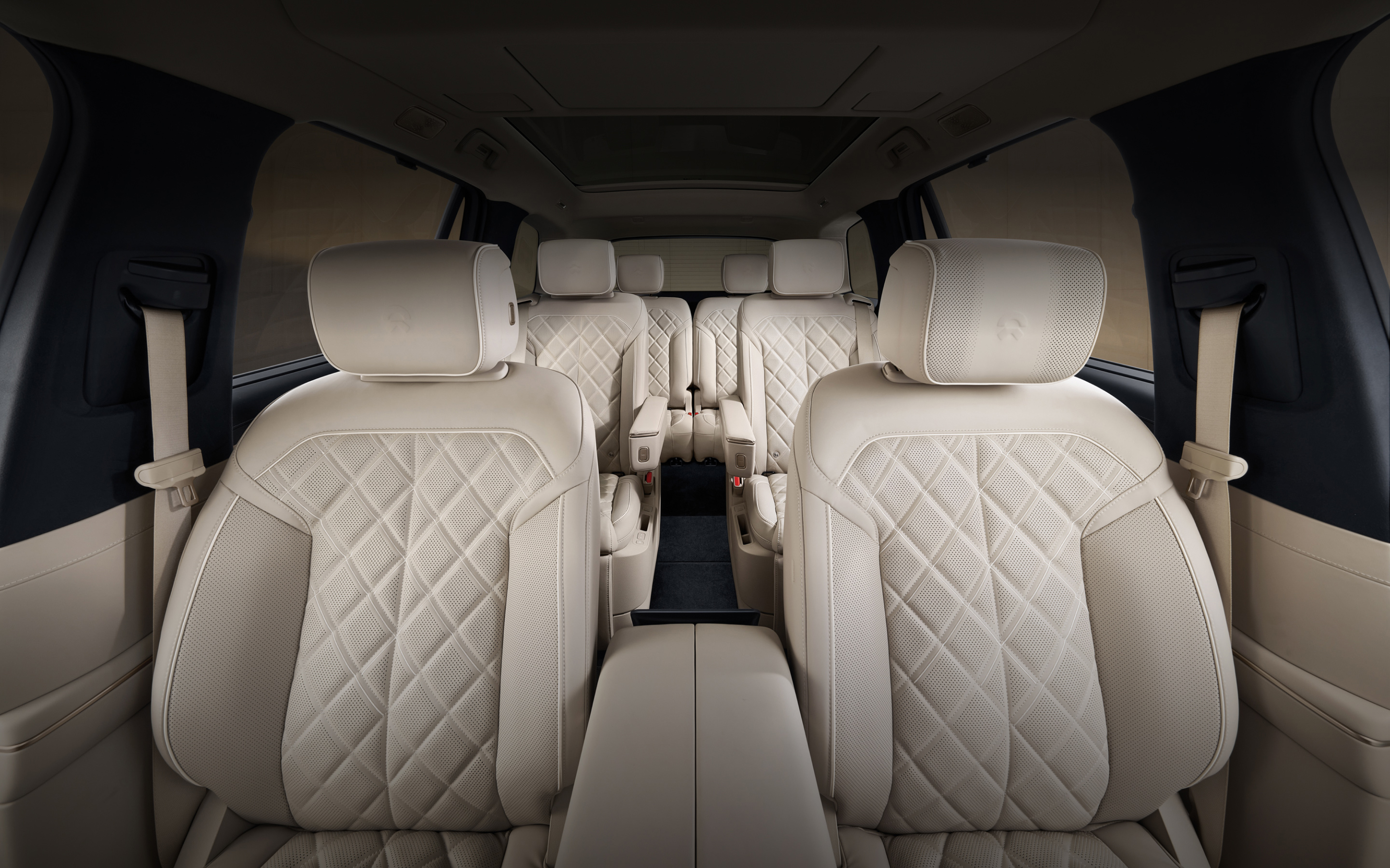 Executive 6-Seater Executive 6-Seater