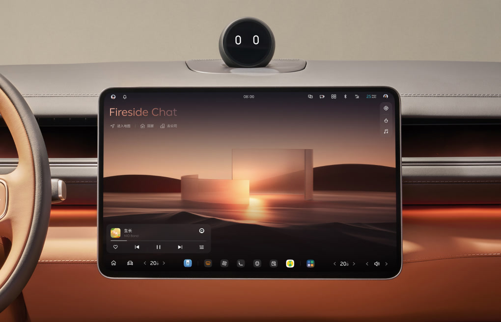 15.6" OLED Center Display 15.6" OLED Center Display