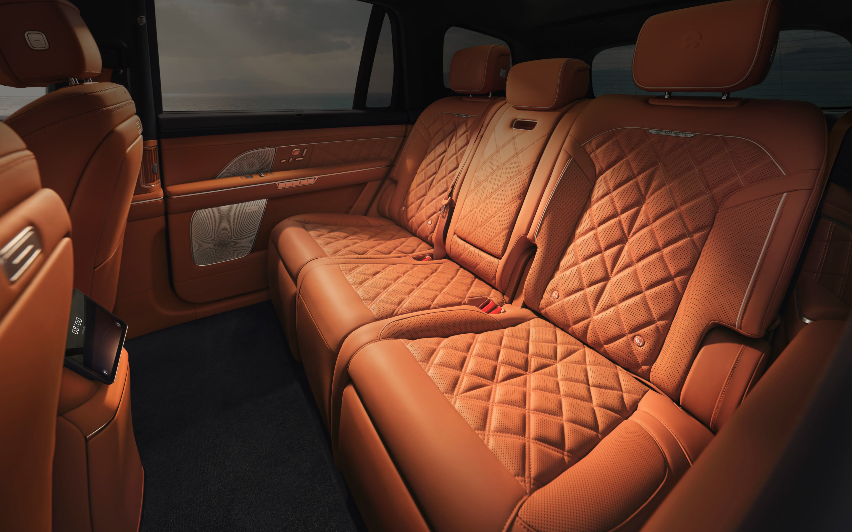 Redefining Spacious Comfort Redefining Spacious Comfort