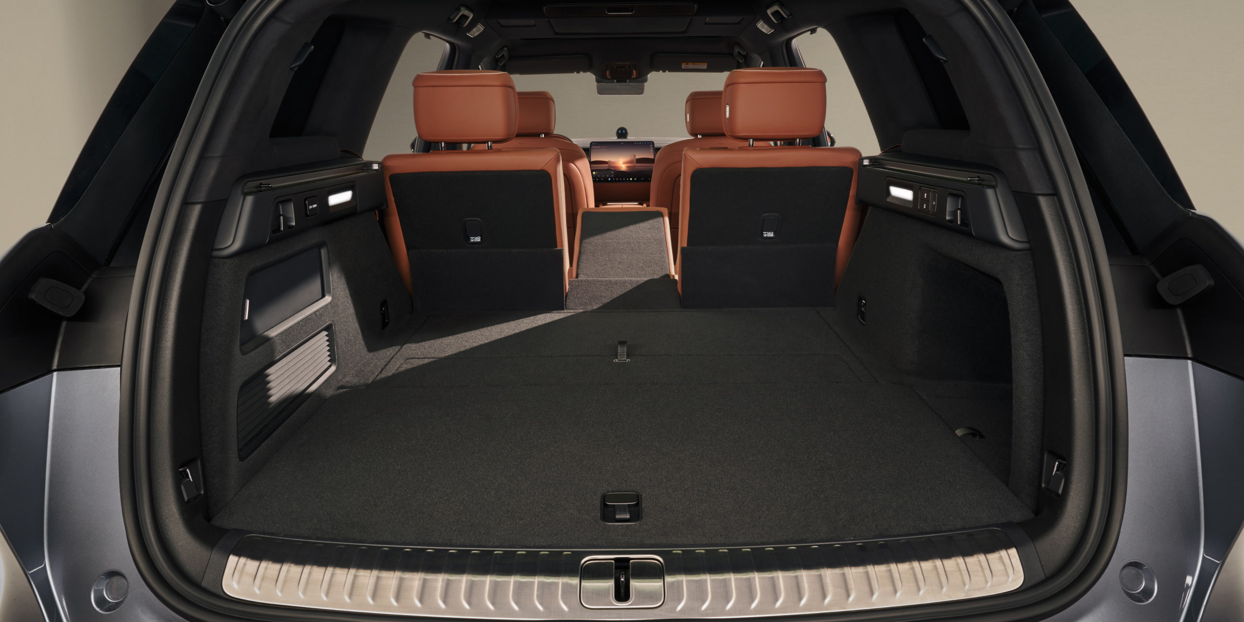 Split-Folding Rear Seats Split-Folding Rear Seats