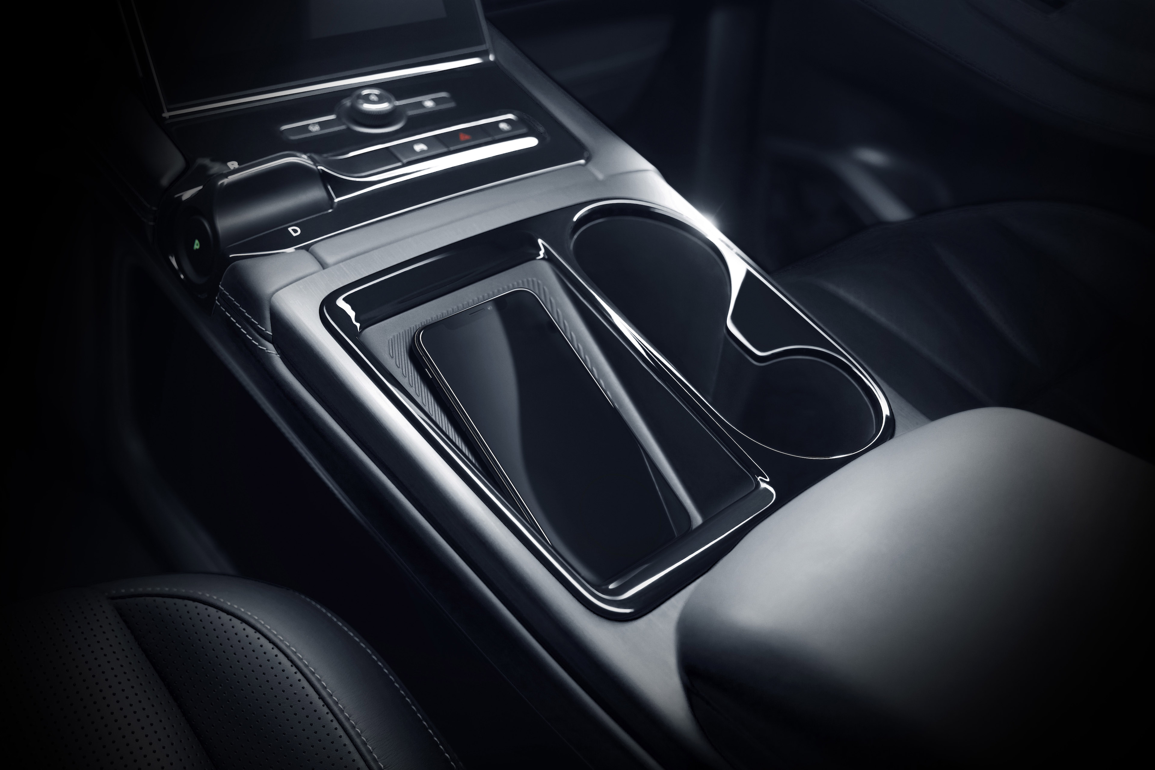 Wireless Charging in the NIO ES8