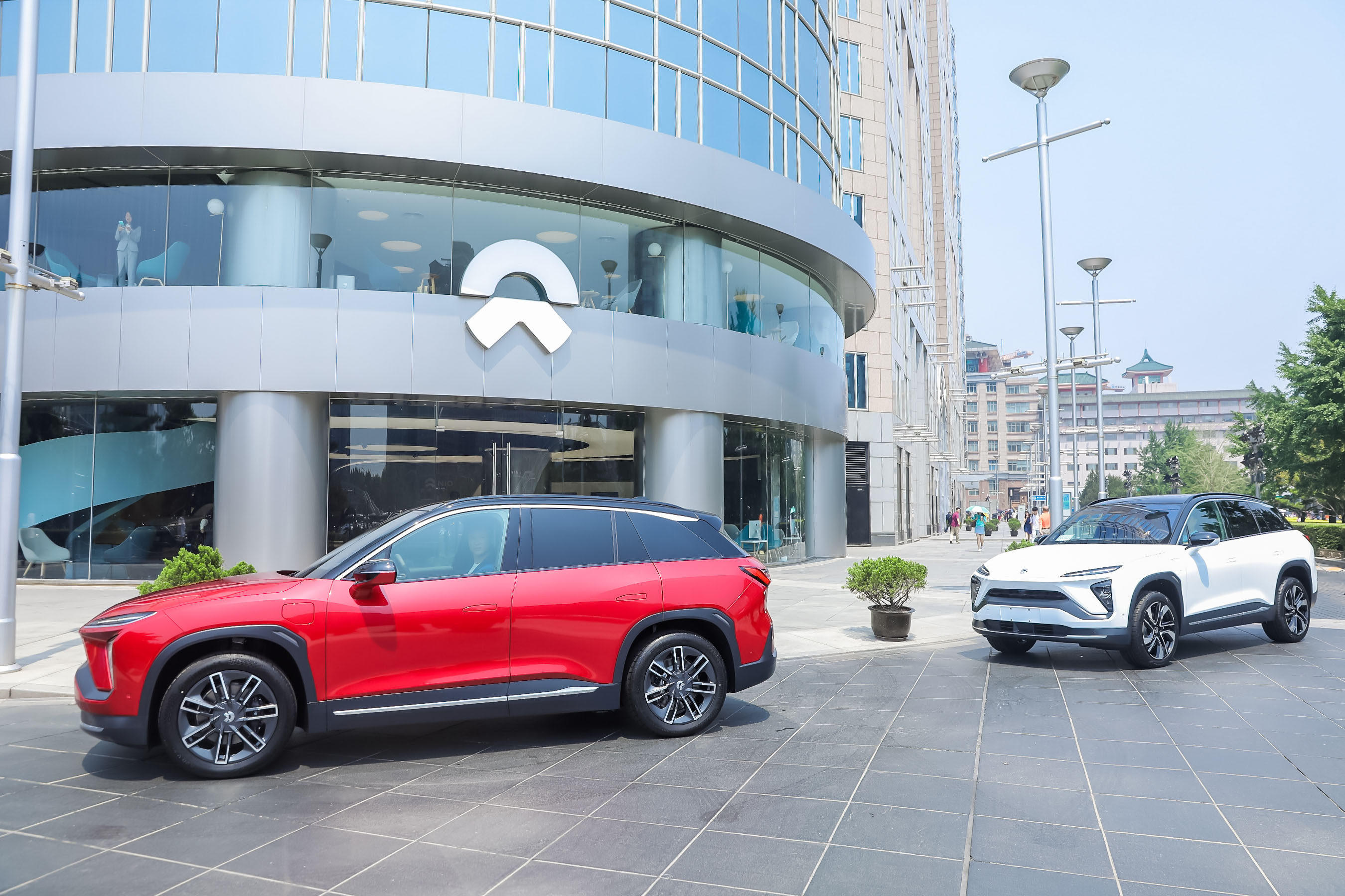 NIO Starts to Deliver Second Mass Production Model ES6 to Users NIO Starts to Deliver Second Mass Production Model ES6 to Users