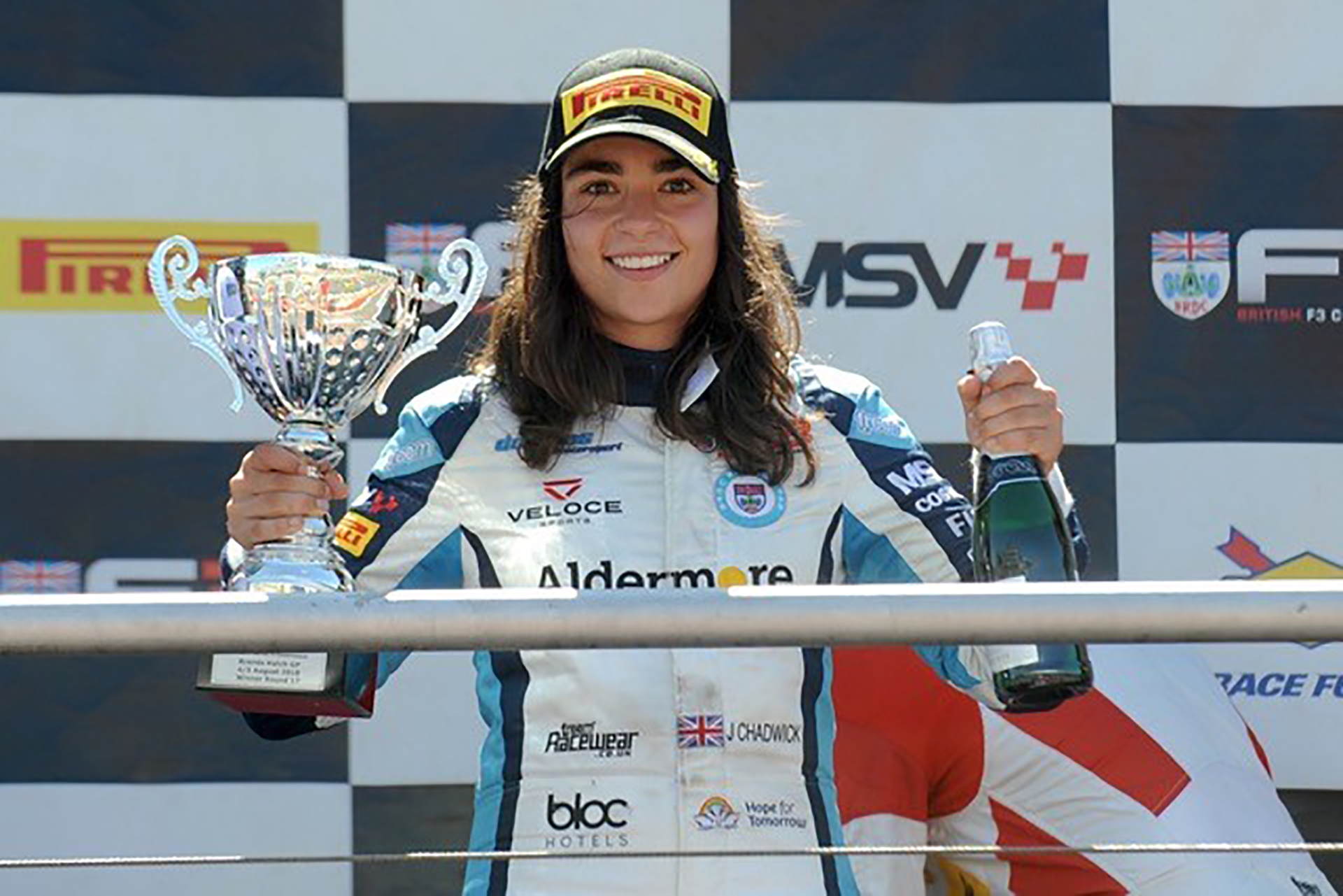 NIO Supporting Female Talent After Confirming Rising British Star Jamie Chadwick for Official Formula E Test in Riyadh NIO Supporting Female Talent After Confirming Rising British Star Jamie Chadwick for Official Formula E Test in Riyadh