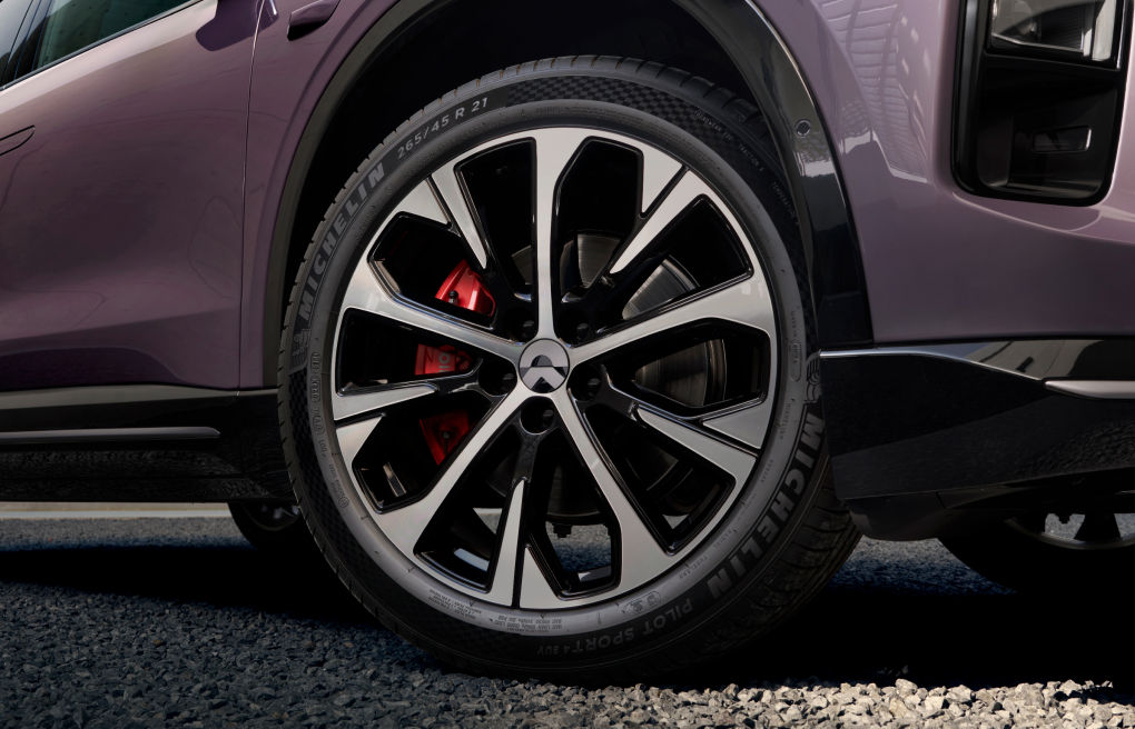 NIO 4-Piston Fixed Calipers NIO 4-Piston Fixed Calipers